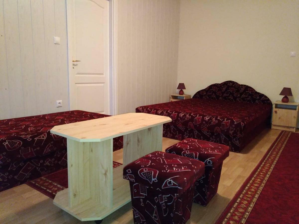Nóra Apartman Balatonfuzfo Exterior foto