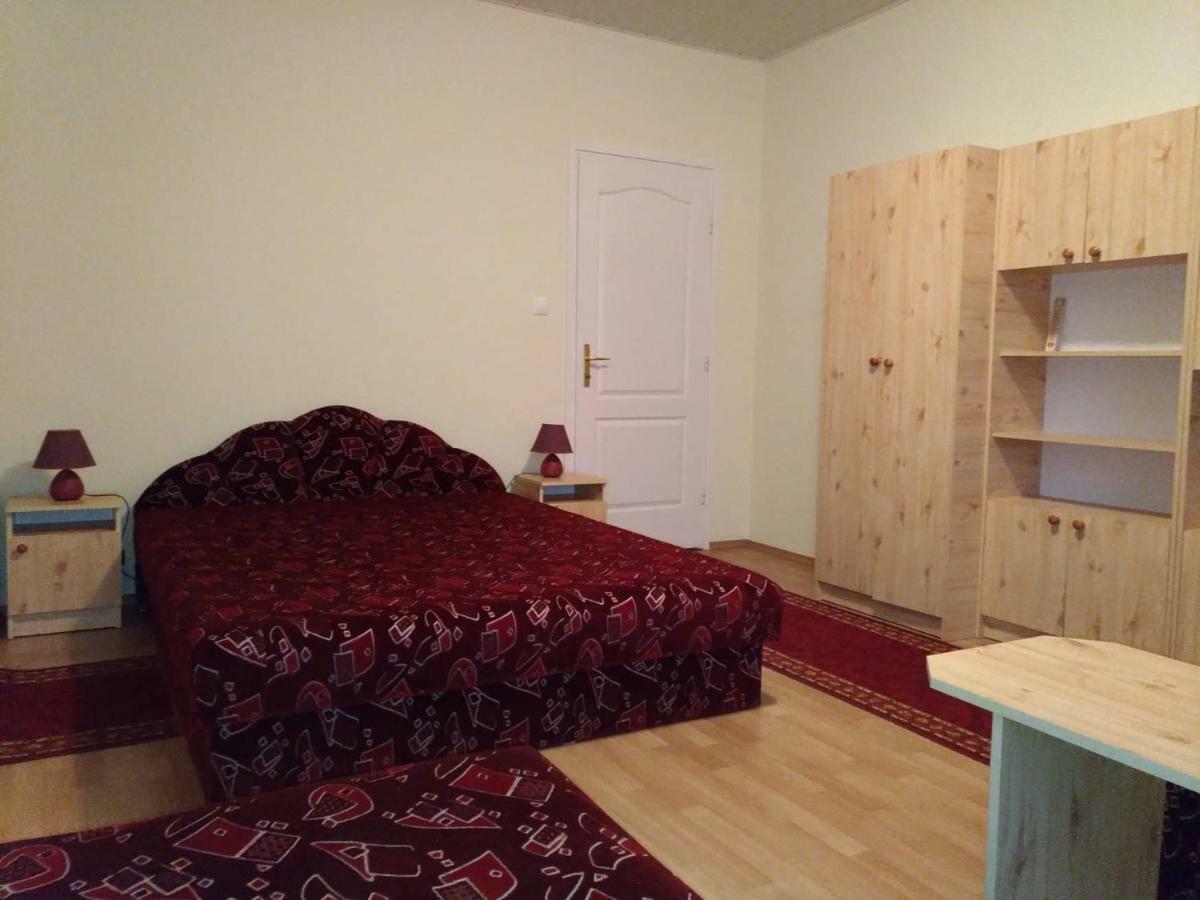 Nóra Apartman Balatonfuzfo Exterior foto