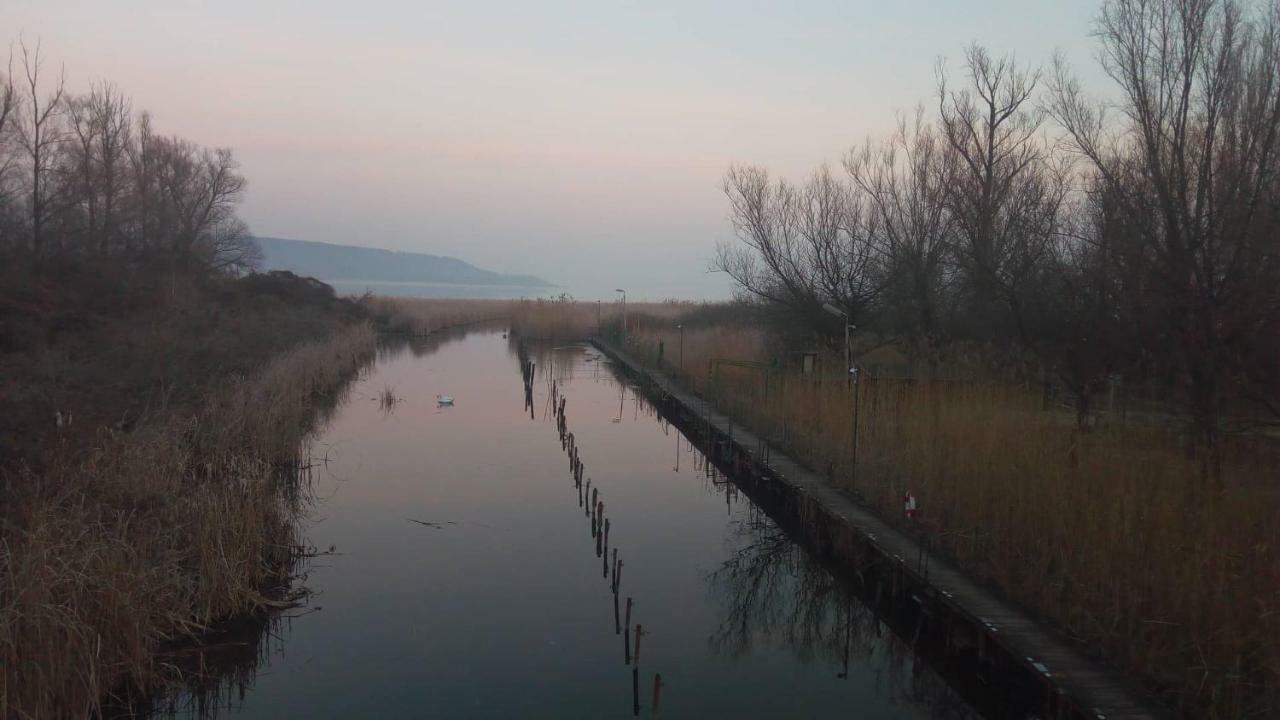 Nóra Apartman Balatonfuzfo Exterior foto